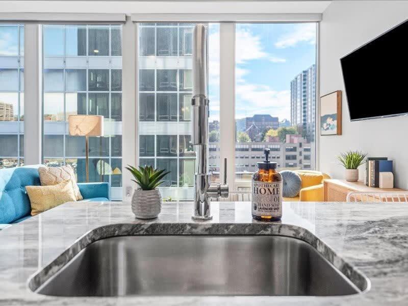 Cozysuites Modern 1Br, Ppg Paints Arena, Pitts Pittsburgh Eksteriør bilde